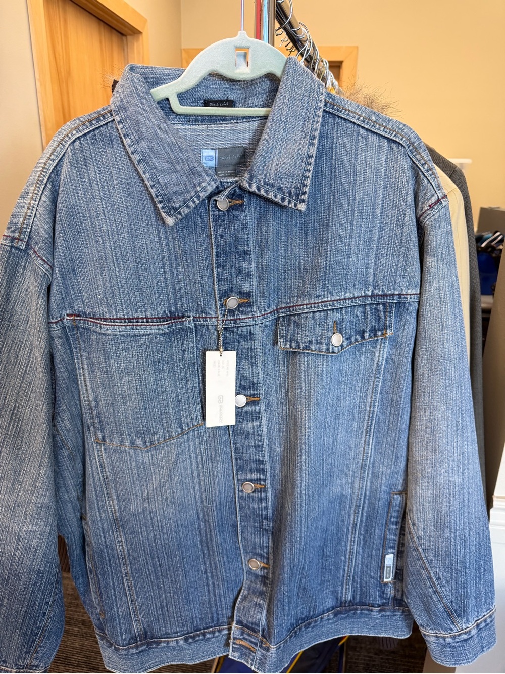 Men's Blue Denim Jacket - Classic Casual Coat